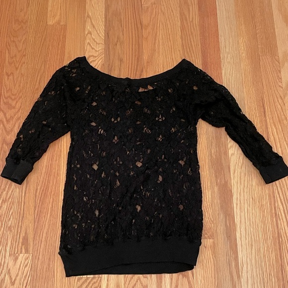 Express 3/4 Sleeve Sheer Top (Lace Detail) - Picture 4 of 6